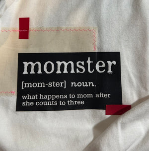 MOMSTER TEE